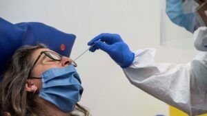 España extiende exigencia de PCR para ingresar de RD y otros 12 países