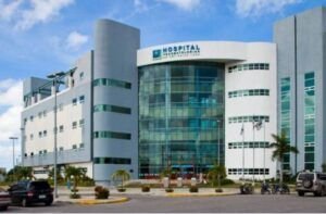 Ney Arias Lora recibe equipos e insumos para Unidades Odontológicas