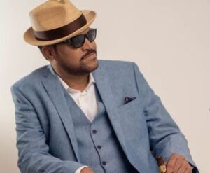 Sonero dominicano Raulín Rosendo es dado de alta