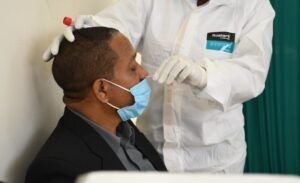 Rep. Dominicana notifica 12 muertes y 873 nuevos contagios de COVID-19