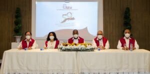 UNEV gradúa 238 nuevos profesionales de postgrado