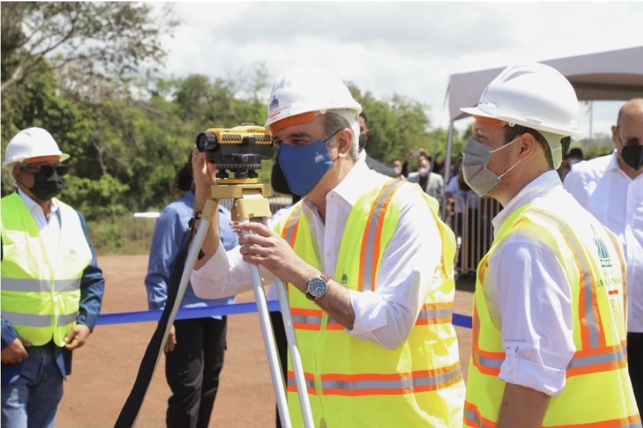 Abinader deja iniciados trabajos construcción hospital San José de las Matas