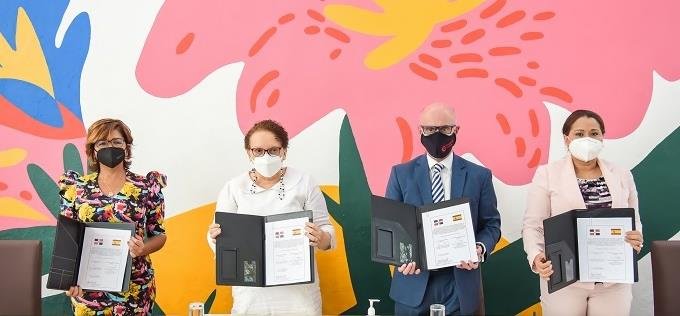 Un acuerdo en favor de la mujer 2 Un acuerdo en favor de la mujer