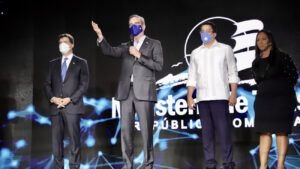 Abinader encabeza lanzamiento de nuevas plataformas digitales del Ministerio de Turismo