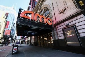 Reabren cines de Nueva York con medidas de seguridad