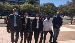 Diandino Peña fue interrogado varias horas por titulares del PEPCA