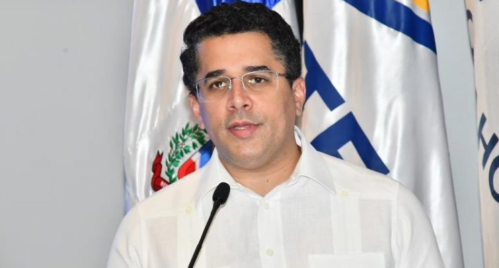 Ministro de Turismo advierte no tolerará actos de violencia que afecten el sector 2 Ministro de Turismo advierte no tolerará actos de violencia que afecten el sector