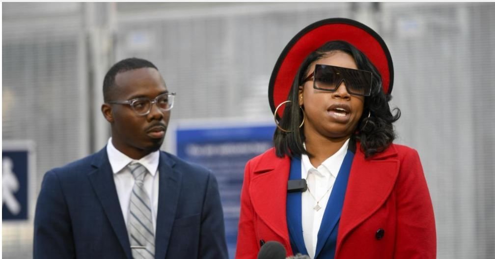 La familia de George Floyd recibirá US$27 millones de la ciudad 2 La familia de George Floyd recibirá US$27 millones de la ciudad