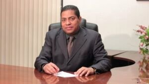 Mañengo solicitará eliminación de diputados del exterior, por ser mala inversión