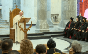 El papa Francisco reclama «que las mujeres sean respetadas y protegidas»