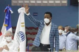 Designan a Pedro Martínez asesor deportivo del poder ejecutivo