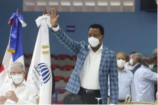 Designan a Pedro Martínez asesor deportivo del poder ejecutivo