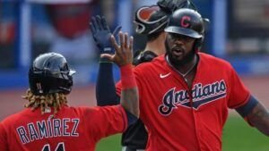 Ramírez y Franmil son enviados a sus casa por violar los protocolos