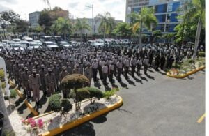 Despliegan 38,536 policías y militares en operativo de Semana Santa