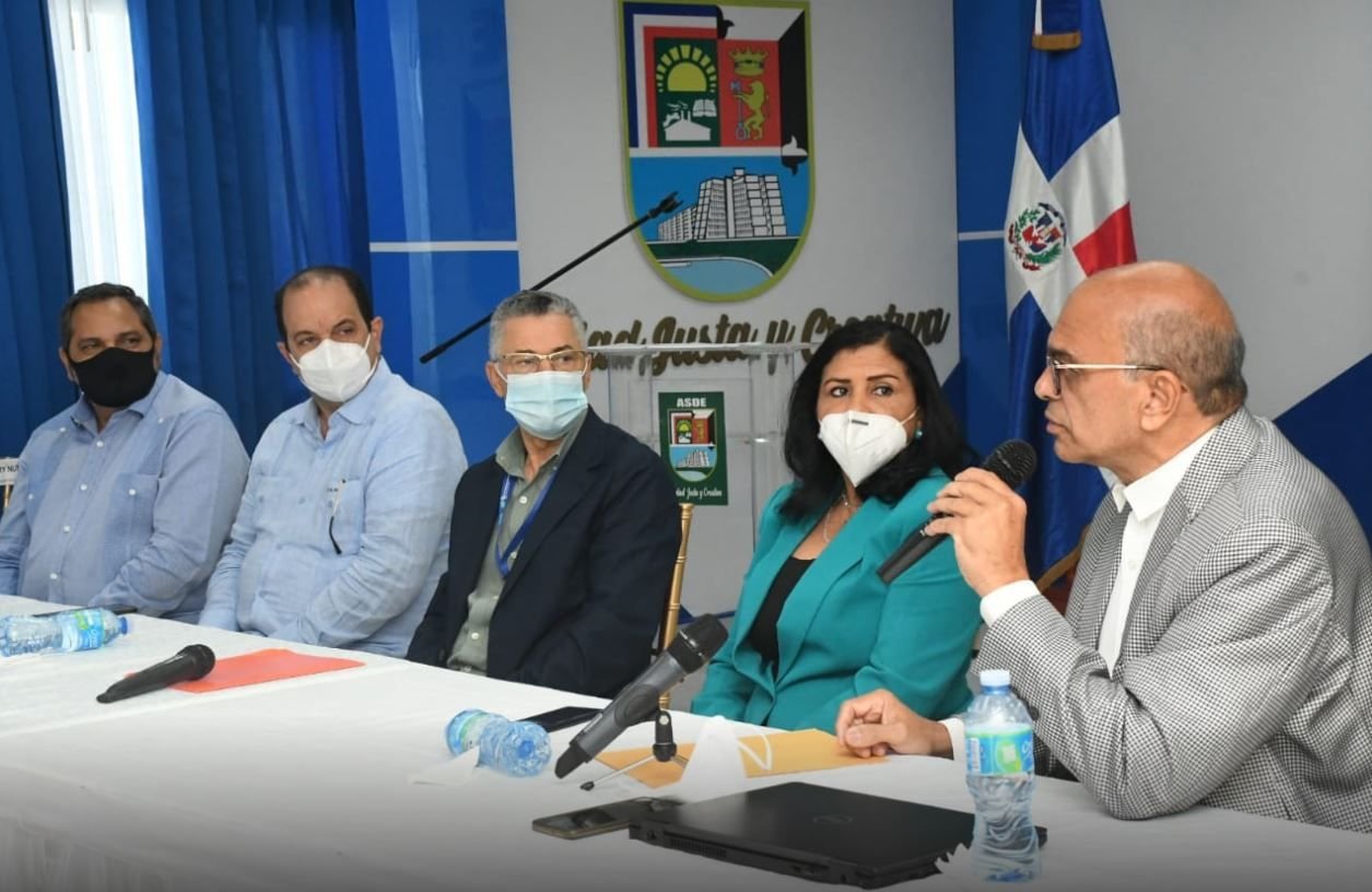 Manuel Jiménez colaborará en remozamiento casa club ACD