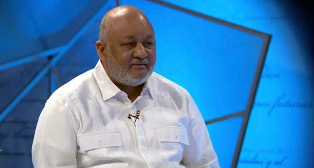 Ministro de Educación dice docencia se hará siguiendo un modelo gradual