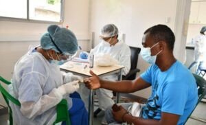 Dominicana notifica 5 muertes por la COVID y 523 nuevos contagios