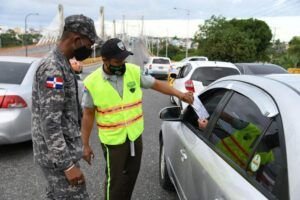 Presidente Abinader flexibiliza toque de queda; ahora inicia a las 9:00 PM