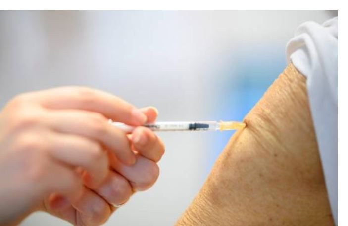 Interpol alerta sobre venta por internet de vacunas falsas contra el COVID-19