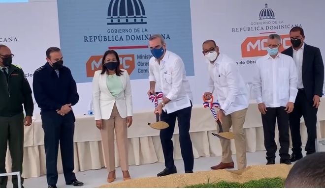 Luis Abinader da inicio a la ampliación de la autopista de San Isidro 2 Luis Abinader da inicio a la ampliación de la autopista de San Isidro