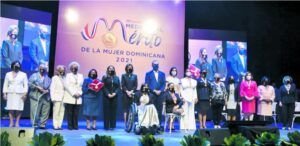 Presidente Abinader promete acabar con la violencia y desigualdad contra mujer