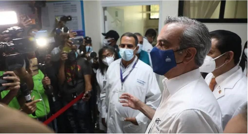 Presidente llama continuar con el plan de vacunación durante Semana Santa