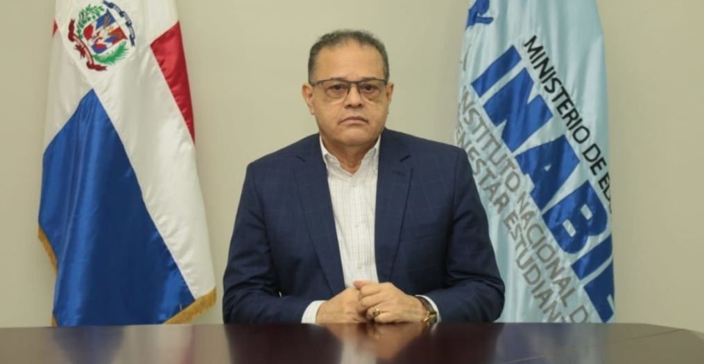 INABIE invertirá 10 mil millones en leche y néctares próximo año escolar