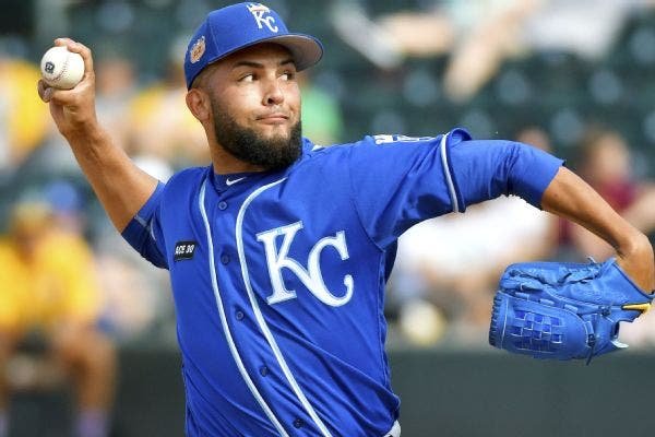 Lanzador dominicano Kelvin Herrera se retira del beisbol de las Grandes Ligas 2 Lanzador dominicano Kelvin Herrera se retira del beisbol de las Grandes Ligas