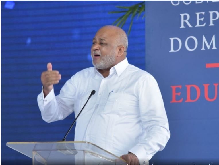 Educación reitera llamado al reinicio clases presenciales en 48 municipios