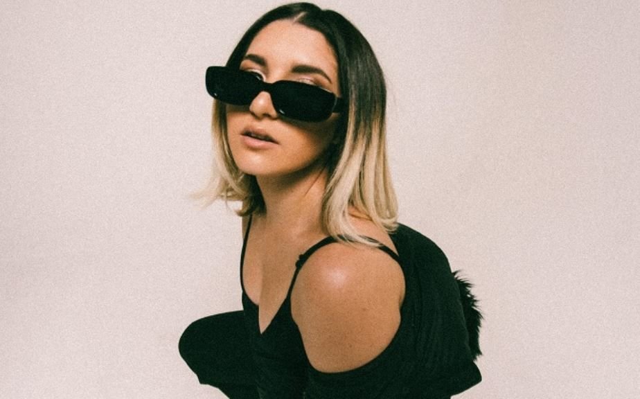 La artista Valentina llega con nueva música, estrenos y colaboraciones