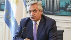 Alberto Fernández dio positivo de coronavirus y se encuentra aislado
