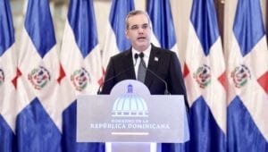 Abinader lanza hoy jueves el Código de Ética y Contrataciones Públicas