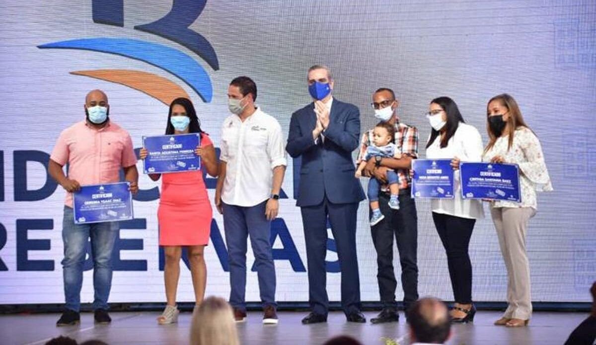 Plan Mi Vivienda: Abinader inicia construcción de 7,544 apartamentos 2 Plan Mi Vivienda: Abinader inicia construcción de 7,544 apartamentos