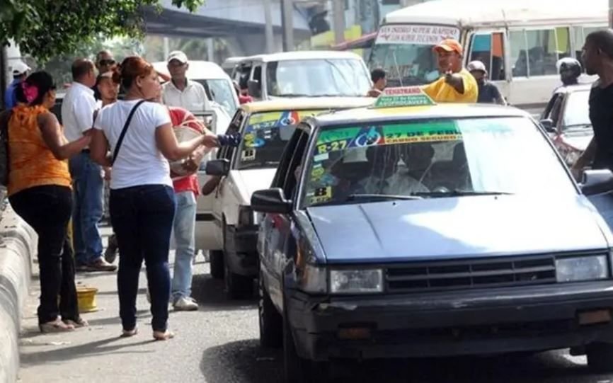 Llega turno a choferes para vacunarse 2 Llega turno a choferes para vacunarse