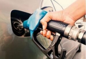 Industria y Comercio congela el precio de los combustibles