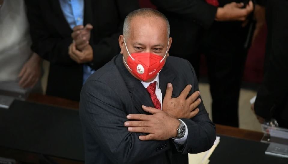 Cabello acusa Colombia de «servir la mesa» a EU para ataque