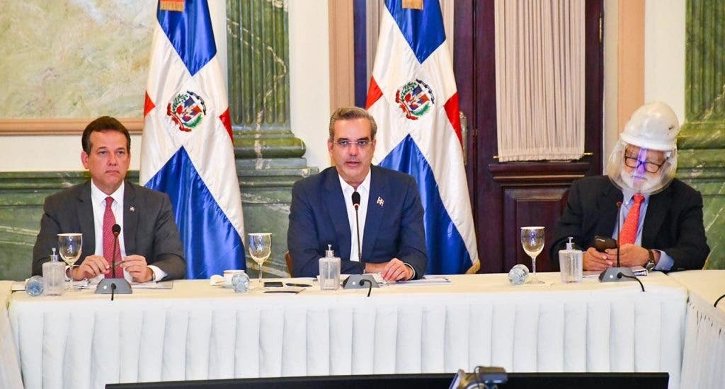 Luis Abinader destaca crecimiento de las zonas francas a pesar de la pandemia