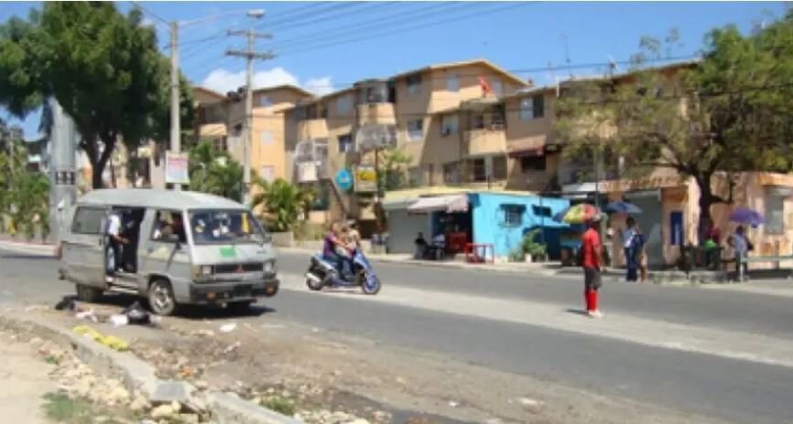 Tres muertos por tiroteo en fiesta durante toque de queda 2 Tres muertos por tiroteo en fiesta durante toque de queda