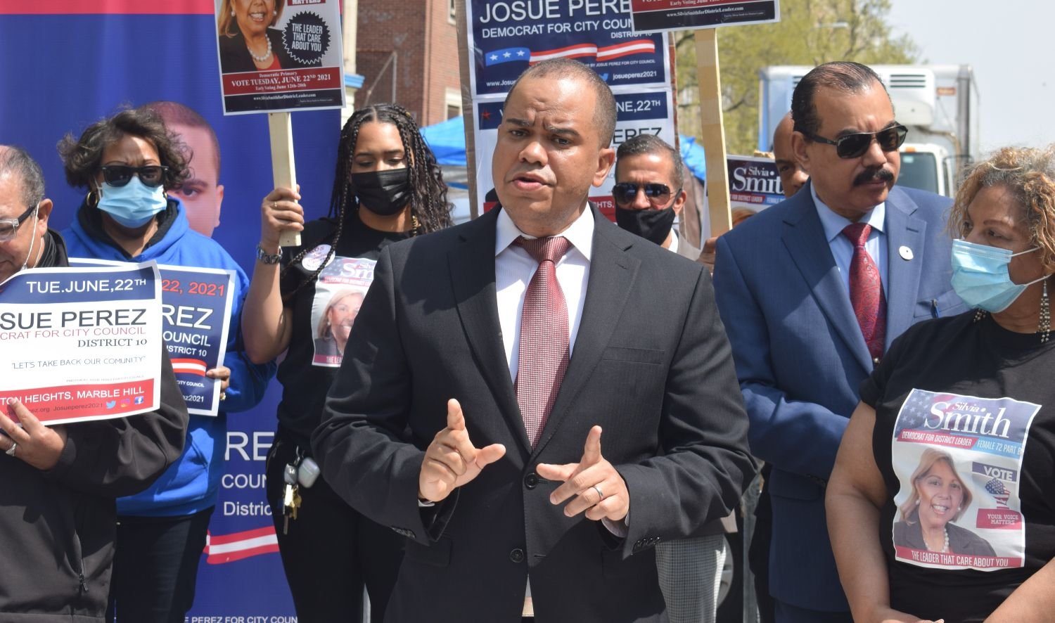 Líderes comunitarios, aspirantes y entidades endosan a Josué Pérez 2 Líderes comunitarios, aspirantes y entidades endosan a Josué Pérez