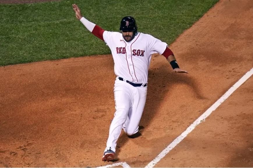 JD Martínez de Boston en la lista de lesionados de COVID-19