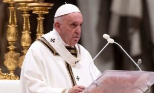 El papa pide una vacunación solidaria donde no prevalezca la ley del mercado
