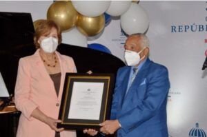 Ministerio de Cultura rinde tributo a la trayectoria de Rafael Solano