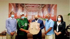 El Club Calero y La Fundación Andrés Liberato reconocen a Rafael Santos