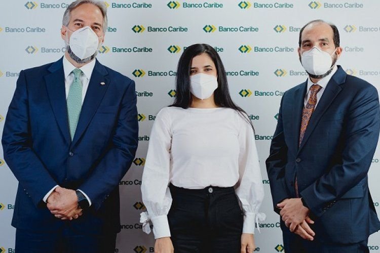 Banco Caribe y Oikocredit impulsan desarrollo sostenible de las Pymes 2 Banco Caribe y Oikocredit impulsan desarrollo sostenible de las Pymes