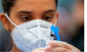 Alarma por rebrote de Covid-19 con nuevas variantes