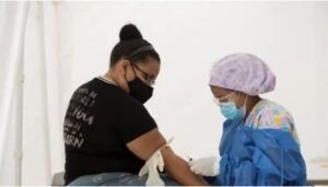 Dominicana reporta 341 casos nuevos de Covid-19 y cuatro muertes