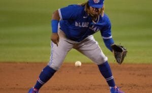 Vladimir Guerrero Jr. jonronea y anima la fiesta en victoria 5-1 de los Azulejos