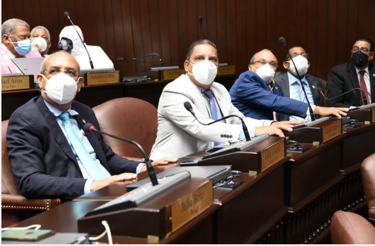 Diputados dominicanos aprueban extensión del estado de emergencia