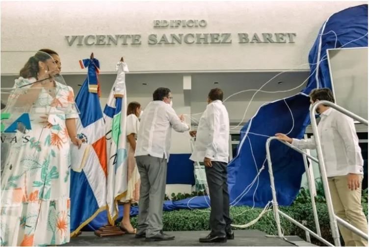 edificio sanchez varet 1 Aduanas reconoce la trayectoria de Vicente Sánchez Baret