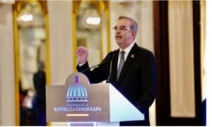 Abinader pide a Paliza el cese de los comentarios sobre reelección